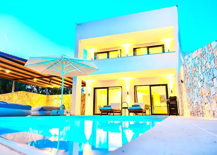 فيلة Selene 3 Rhodes City