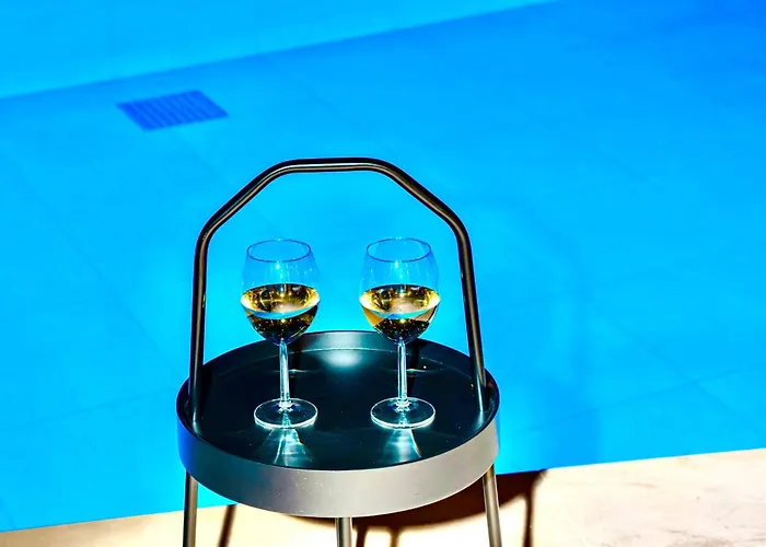 فيلة Selene 3 Rhodes City